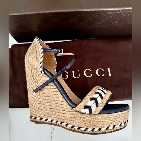 Gucci wedges. Worn once - Picture 9 of 10